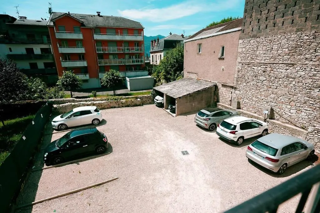 Studio 6 Centre Ville Avec Parking Aix-les-Bains 0*,  France